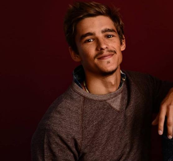 Brenton Thwaites biography, wiki, Appearance, career, family, facts & more