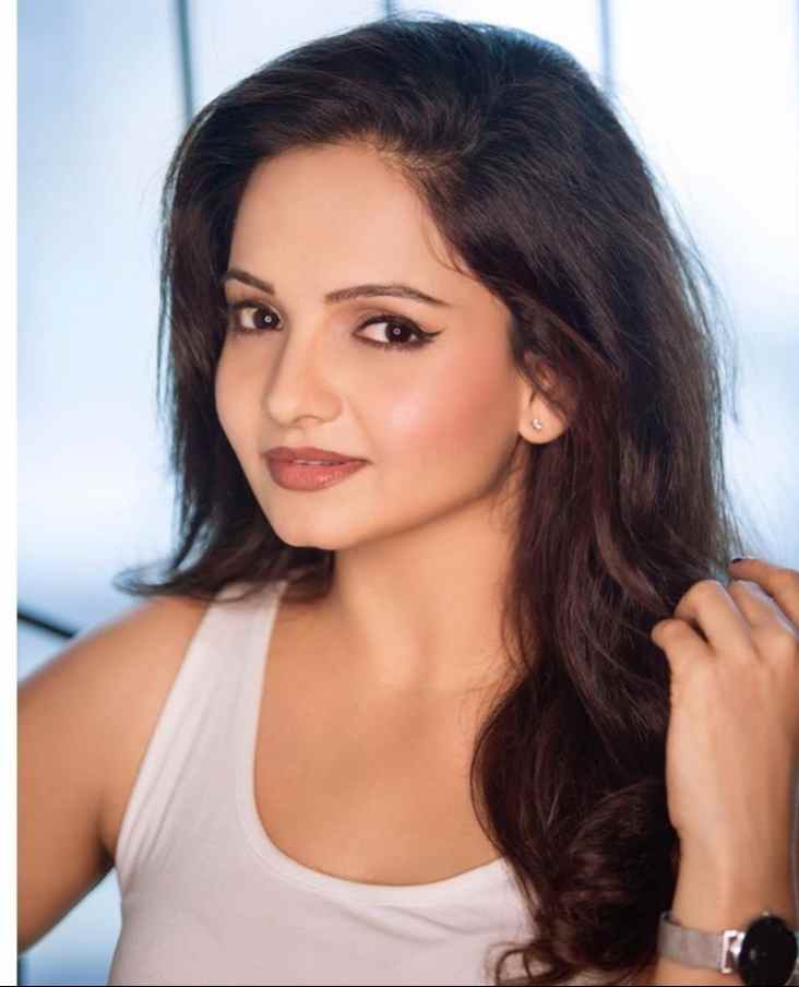 Gia Manek Wiki Biography, Boy Friend, Age, Height and More