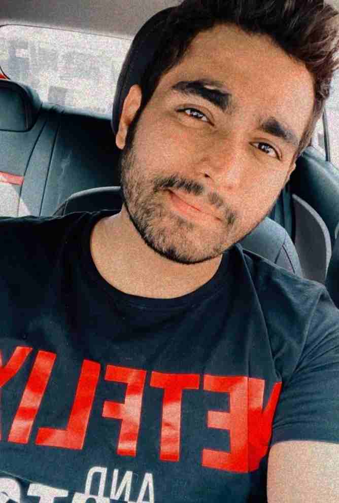 Viraj Ghelani Wiki Biography, Girlfriend, Age, Height, and Many More