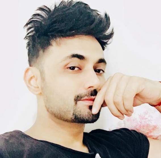 RJ Anmol Wiki, Biography, Age, Height, Son, Career, Wife, and Net worth