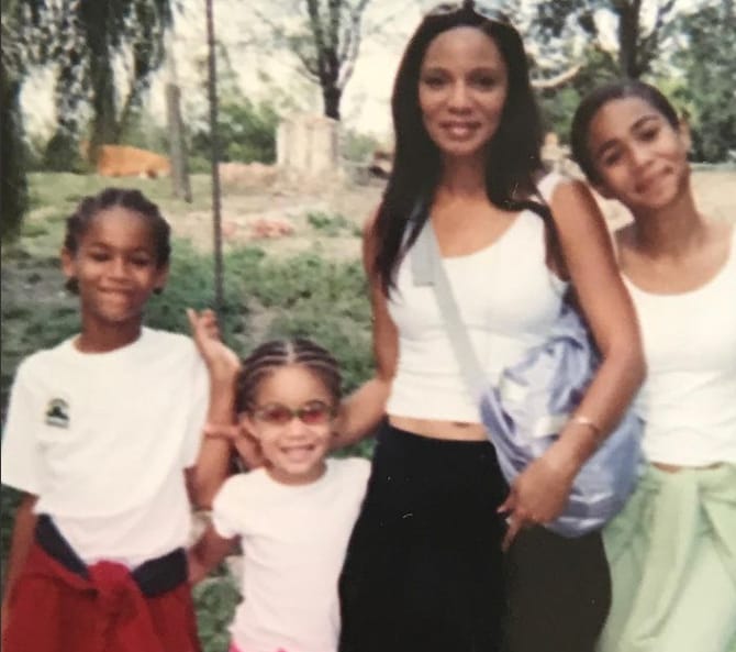 Nydiah Soto with her mom and siblings