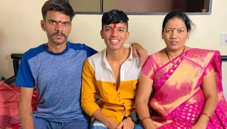 Akash Jadhav with his  parent's