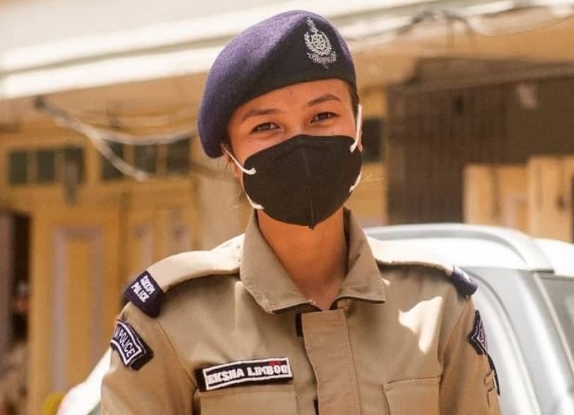   Eksha Kerung  in police dress 