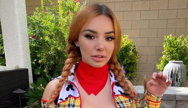 Who is Kandy Barbie (kencaveee)?Biography, Age, Height, Net Worth, Family, Boyfriend, Relationship, Education, Early Life, Instagram, Youtube, TikTok, Affairs, Twins, Nationality