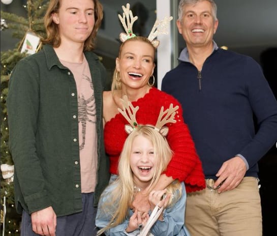  Tracy Anderson with her current boyfriend, daughter, and son