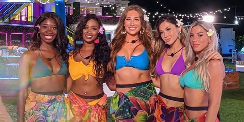 Trina Njoroge with other female contestants of the Love Island season 3