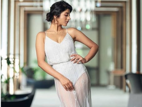 Martina Thariyan looks adorable in a white outfit