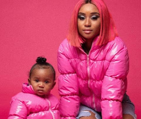 unique Lashea enjoying with her daughter 
