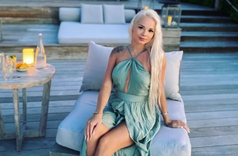Elsa Jean Age, Height, Net Worth, Wiki, Biography,  Family, Photos, Instagram, Twitter, Husband, College, School, Weight
