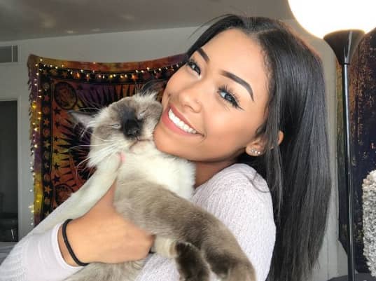 Leilani Green and her pet cat.