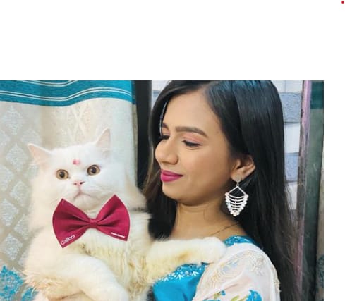 Sonali Sonawane with her pet cat
