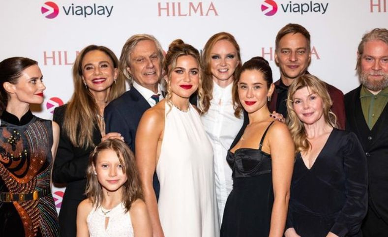 Tom Wlaschiha with other celebrities 
