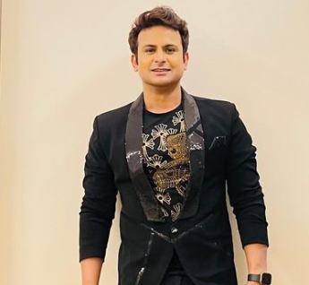 Who is Sanket Bhosale? Age, Height, Net Worth, Family, Career, Weight, Girlfriend, Wiki, Biography 